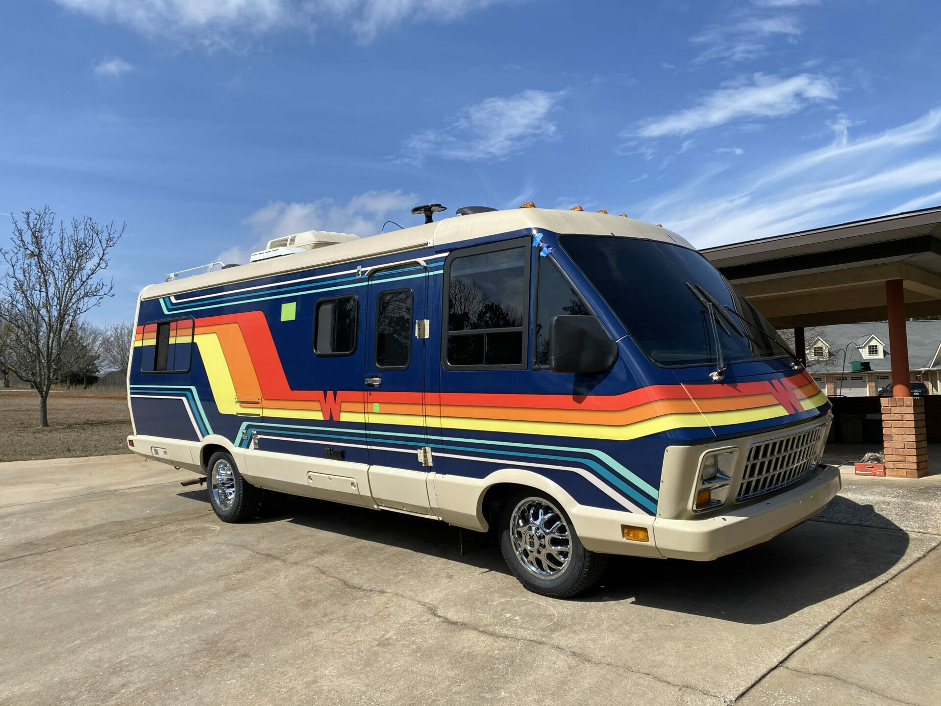 Retro RV Wrap - Vintage Rainbow Design